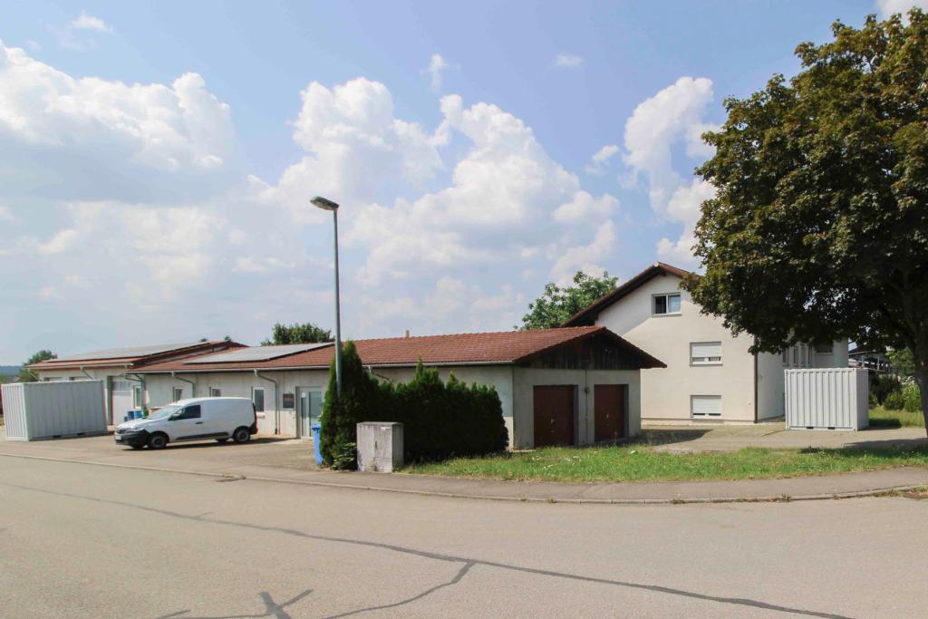 Haus + Gewerbe
