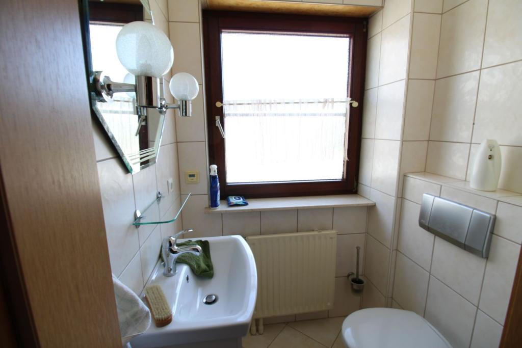 8 Gäste-WC