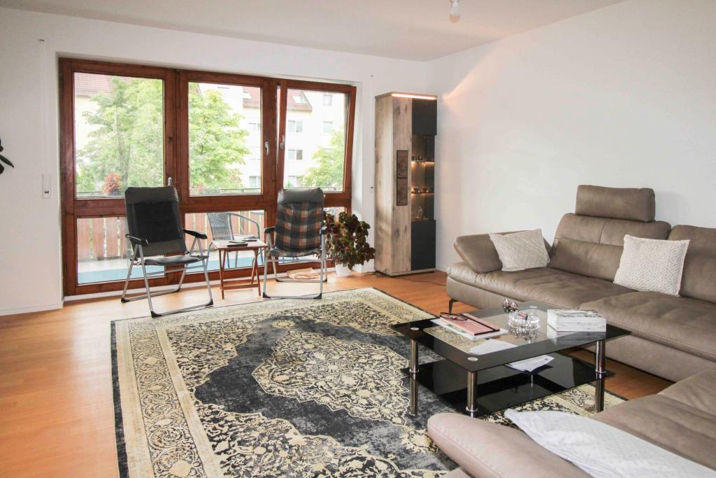 Wohnzimmer Bild 2