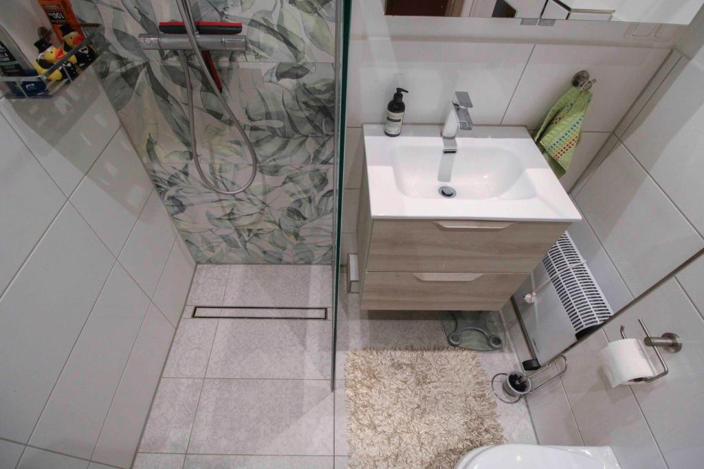 Badezimmer 2