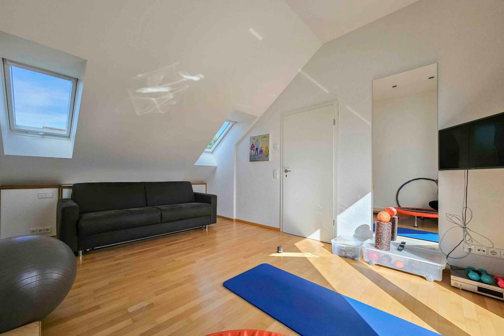 Schlafzimmer 2.OG (2)