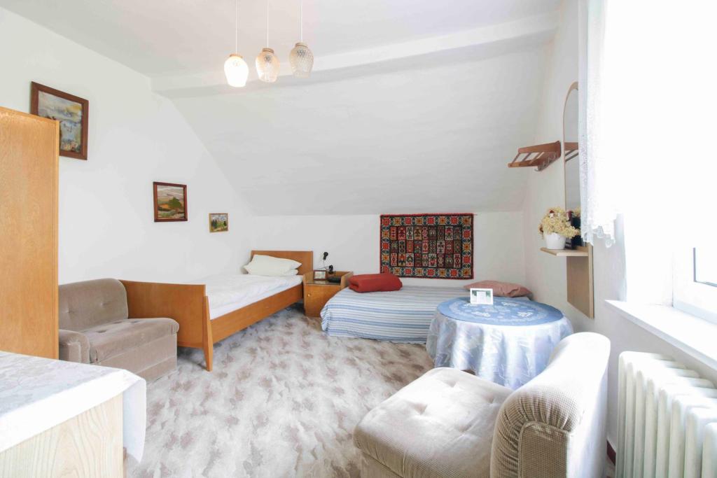 Schlafzimmer 3 OG