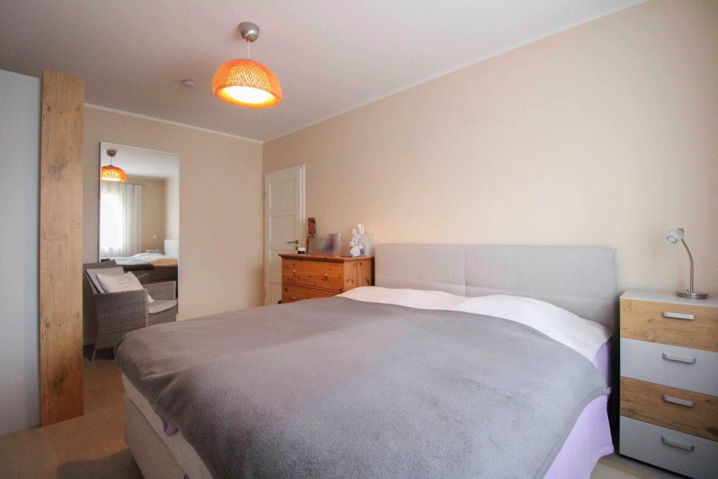 Schlafzimmer (3)