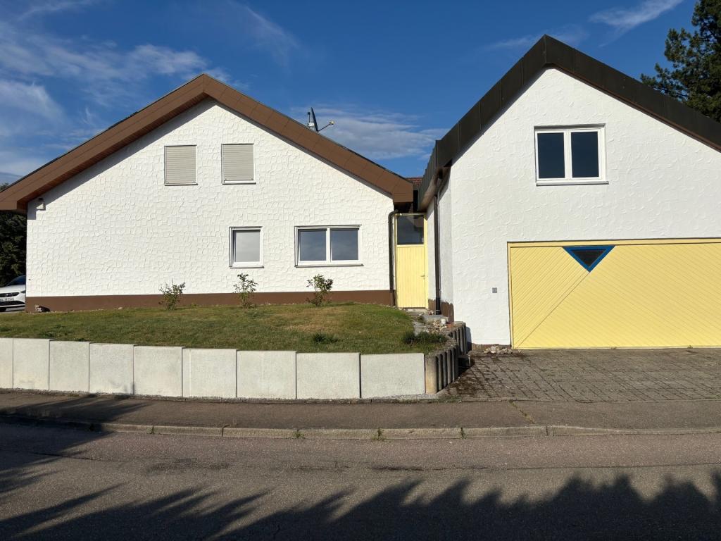 Unterkellerte Garage