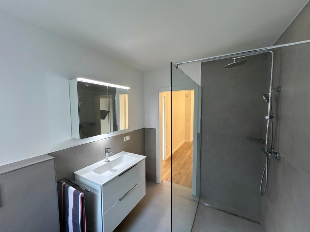 GR_073 Badezimmer 1_2
