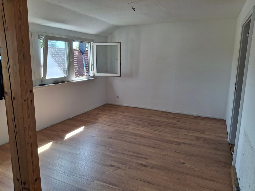Schöne 2-Zimmer-DG-Wohnung in Sankt Ingbert, Hassel - Photo 1