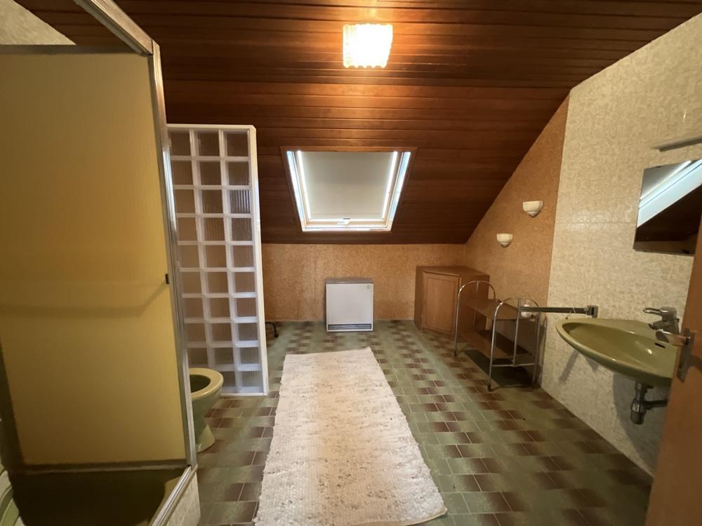 Bad Dachgeschoss