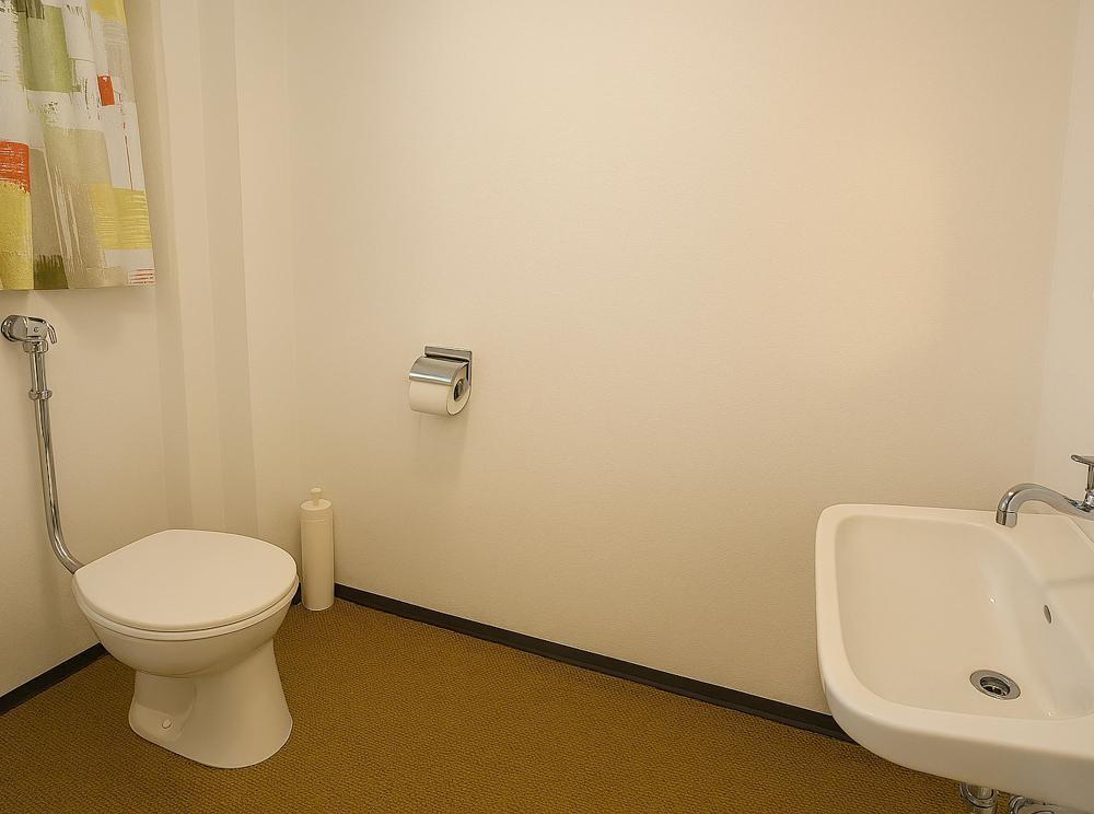 Gäste-WC EG