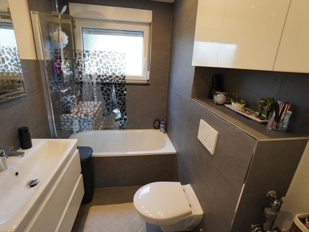 Modernisiertes Badezimmer