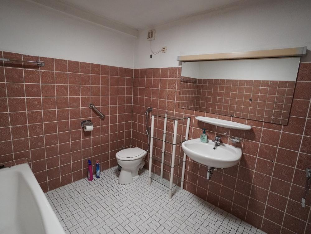 Badezimmer 1. OG