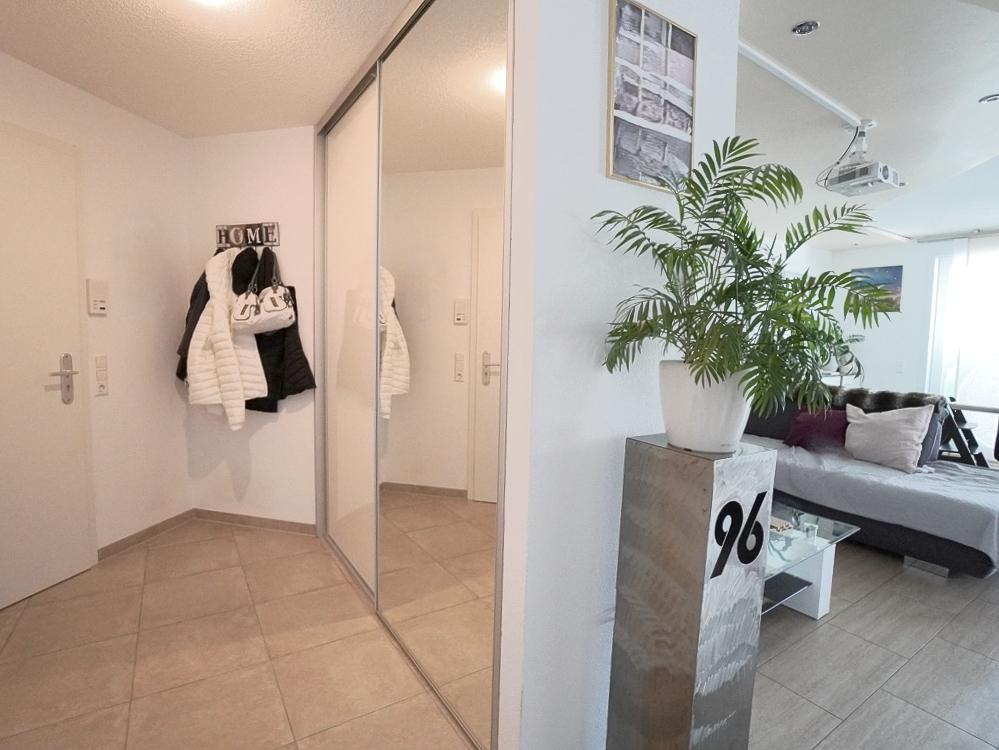 Flur mit Einbauschrank