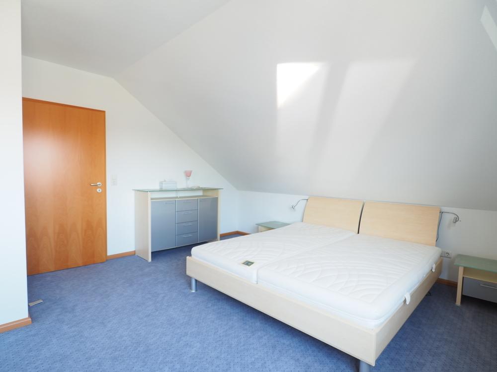 Schlafzimmer im DG