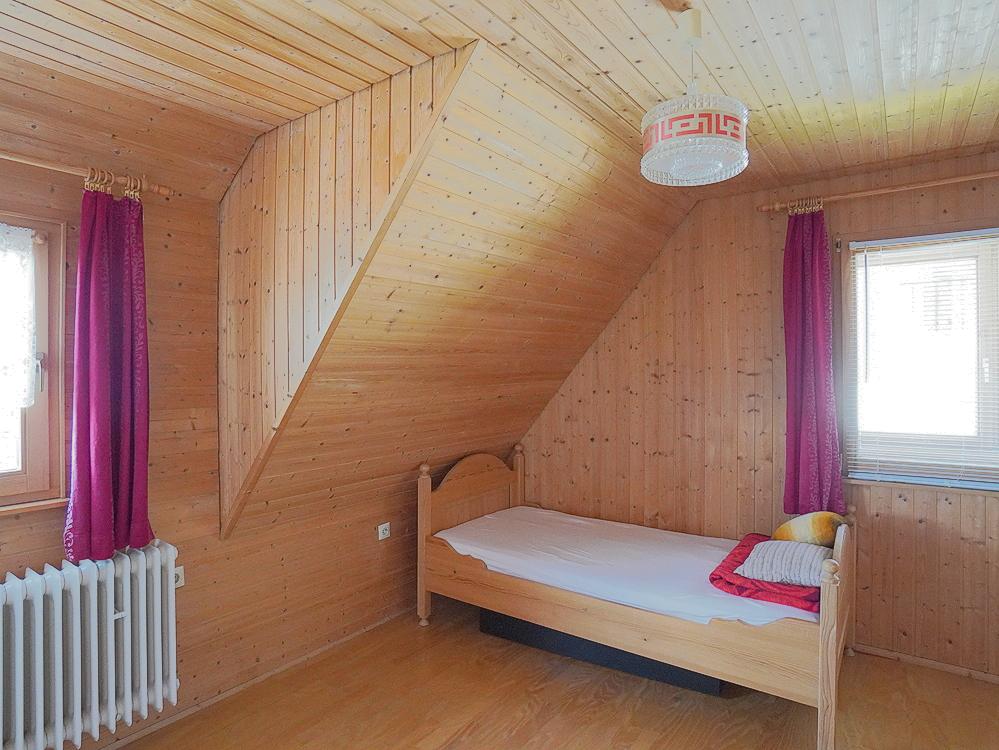 Kinderzimmer im 2. OG
