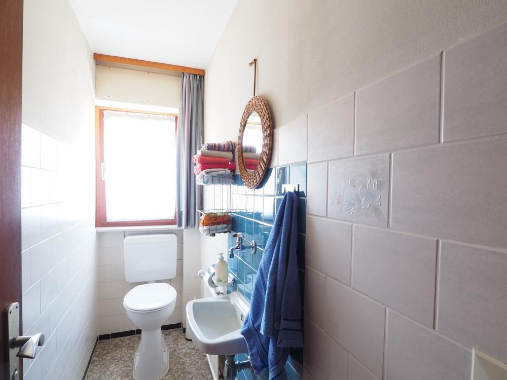 Gäste-WC im Erdgeschoss
