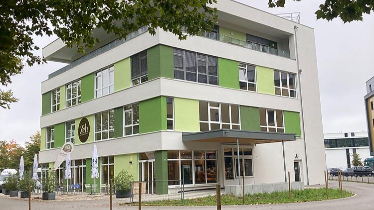 Straßenansicht