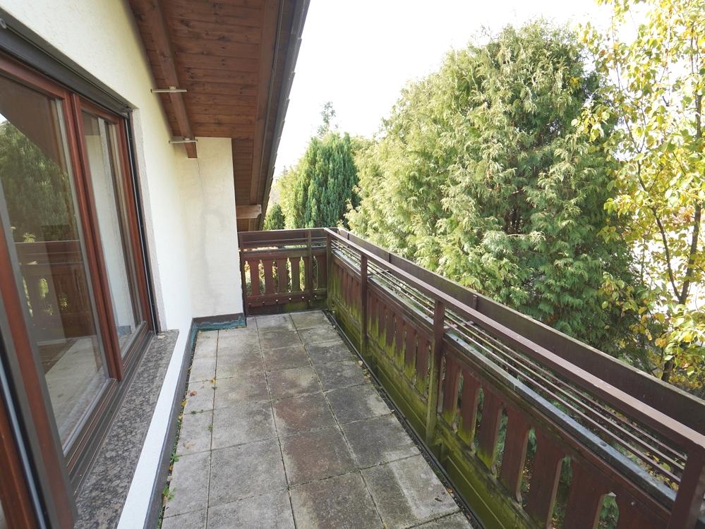 Giebelbalkon West im OG