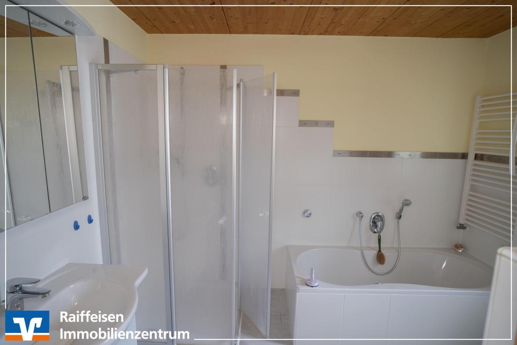 Zweites Badezimmer 1.OG