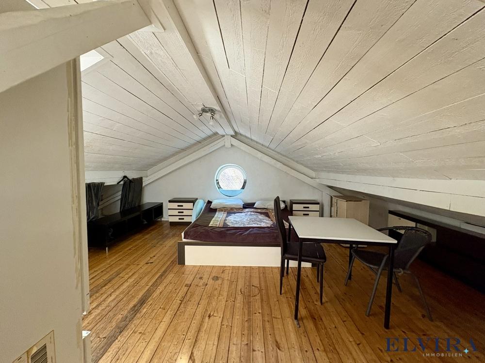 Schlafzimmer DG