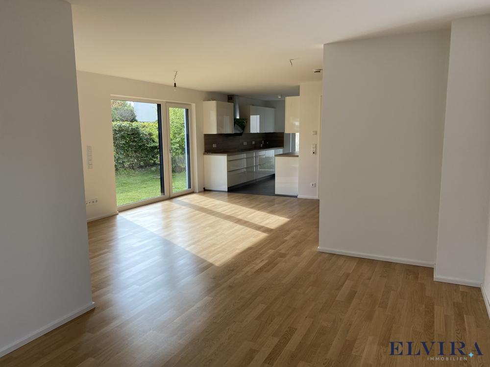ELVIRA, Waldperlach - Lichtdurchflutete, top geschnittene 5-Zimmer-DHH mit modernem Wohnkomfort - Photo 3