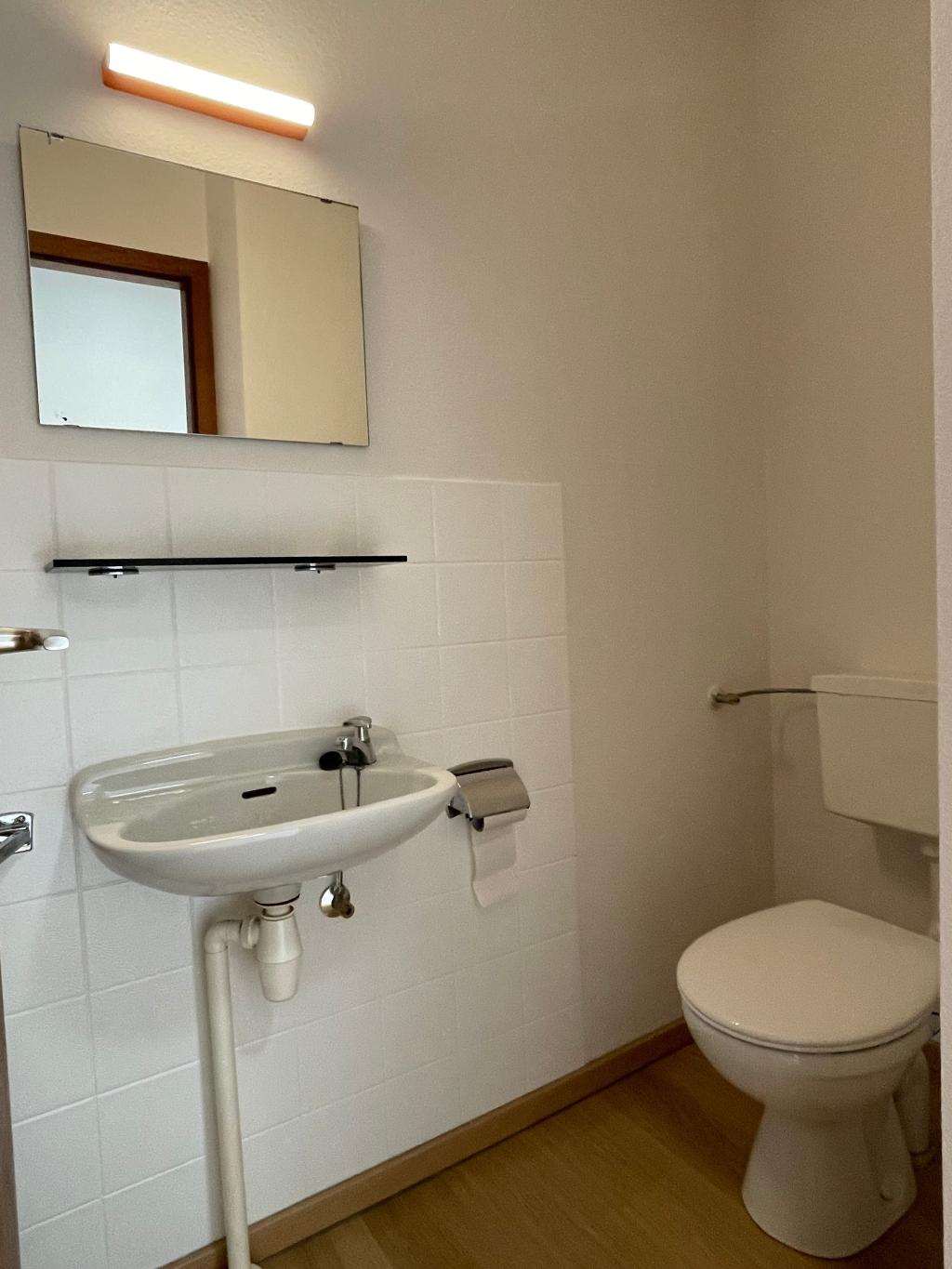 Gäste-WC EG