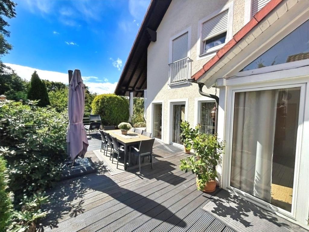 Terrasse 2 EG