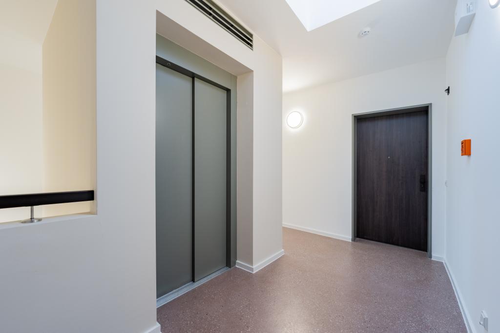 2-Zimmer Dachgeschoss-Wohnung, 4. OG, 50,65 m², EBK, Tiefgarage, Fahrstuhl, Kladow - Photo 5