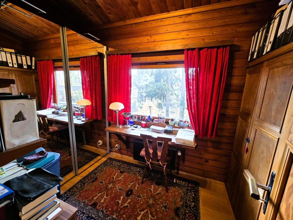 Arbeitszimmer