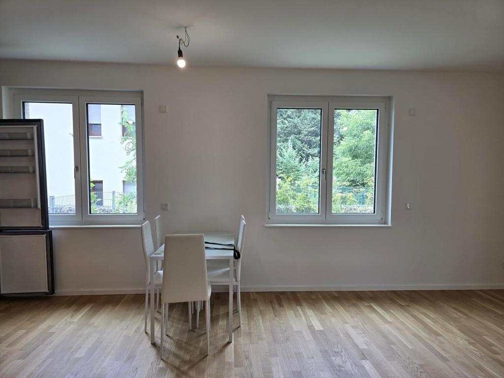 Großzüg. 3-Zimmer-Mietwohnung, 107,69 m², EG, EBK, Terrasse & Garten, Fahrstuhl, Kladow, Erstbezug - Photo 2