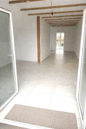 Hell-freundliche 2-Zimmer-Mietwohnung im Dachgeschoss, 70 m², EBK, Dachterrasse, Kladow - Photo 1