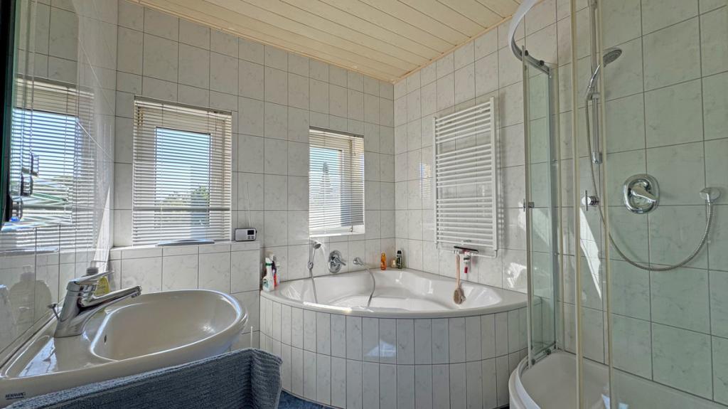 Badezimmer im 1.OG