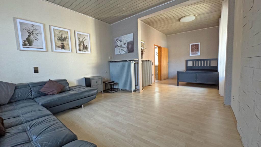 Wohn - und Schalfzimmer