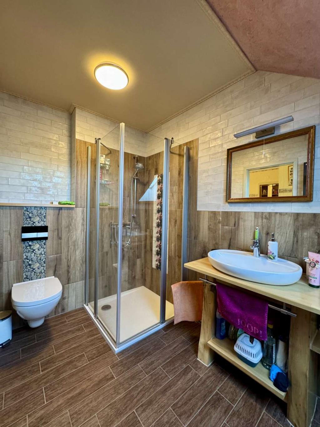 Badezimmer 2
