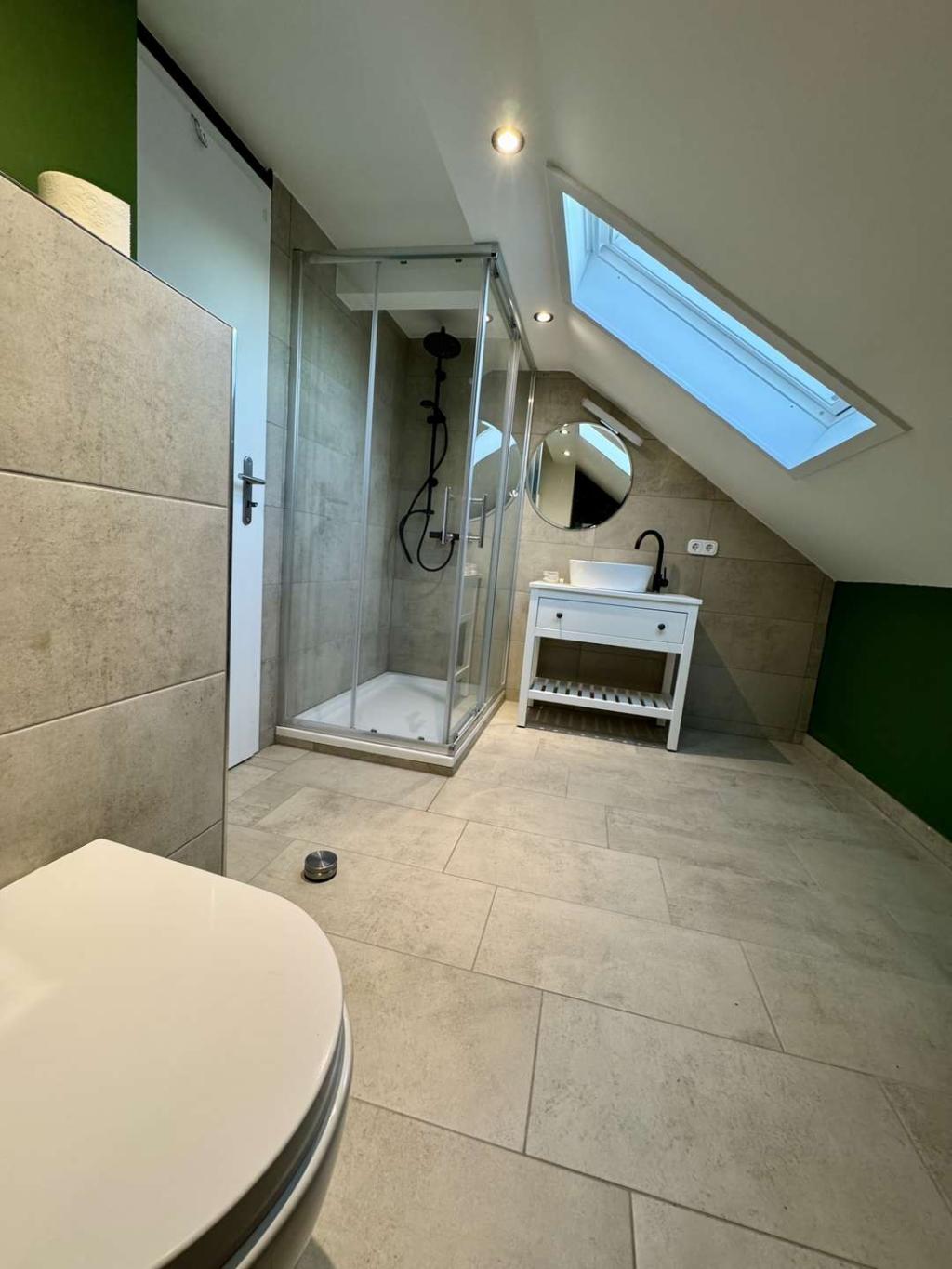 Badezimmer DG