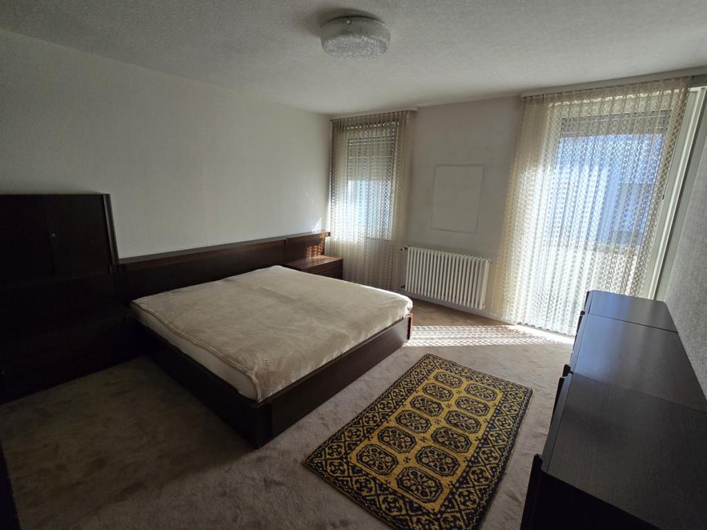 Schlafzimmer (2)