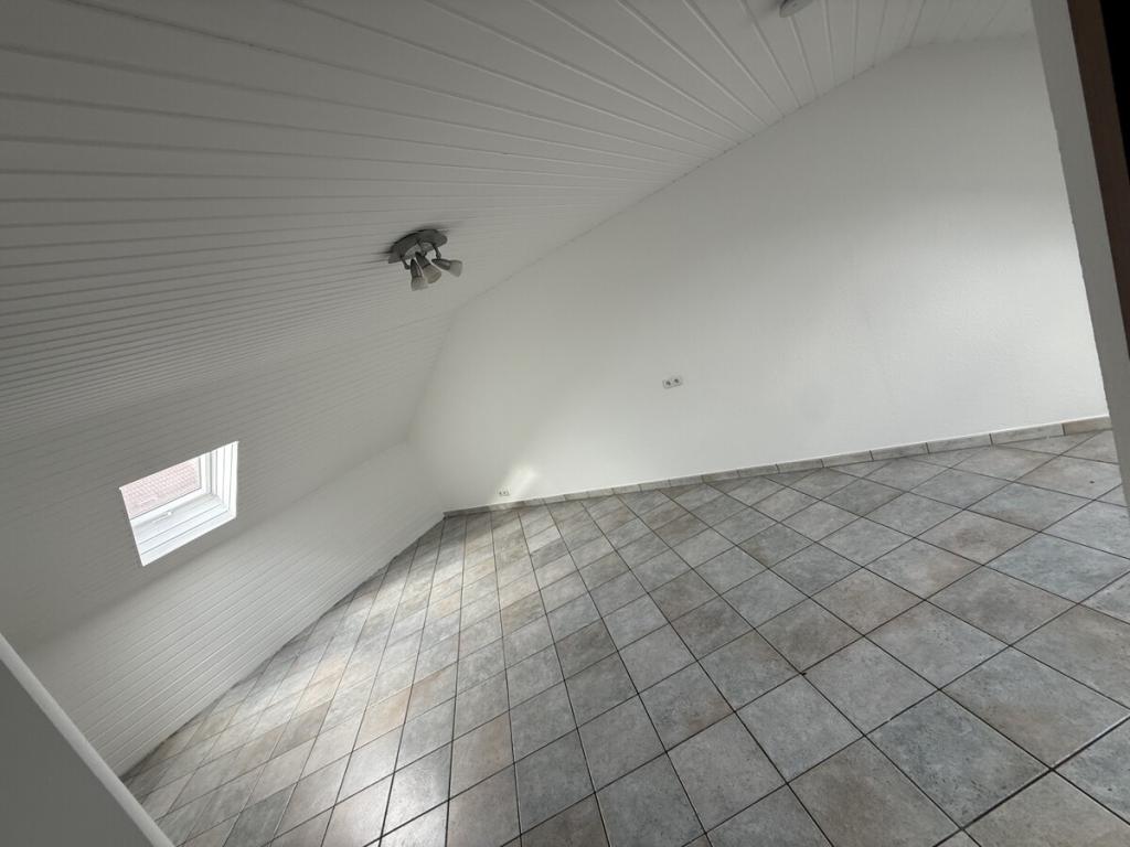 Reihenmittelhaus in schöner und ruhiger Wohnlage von Ruchheim - Photo 1