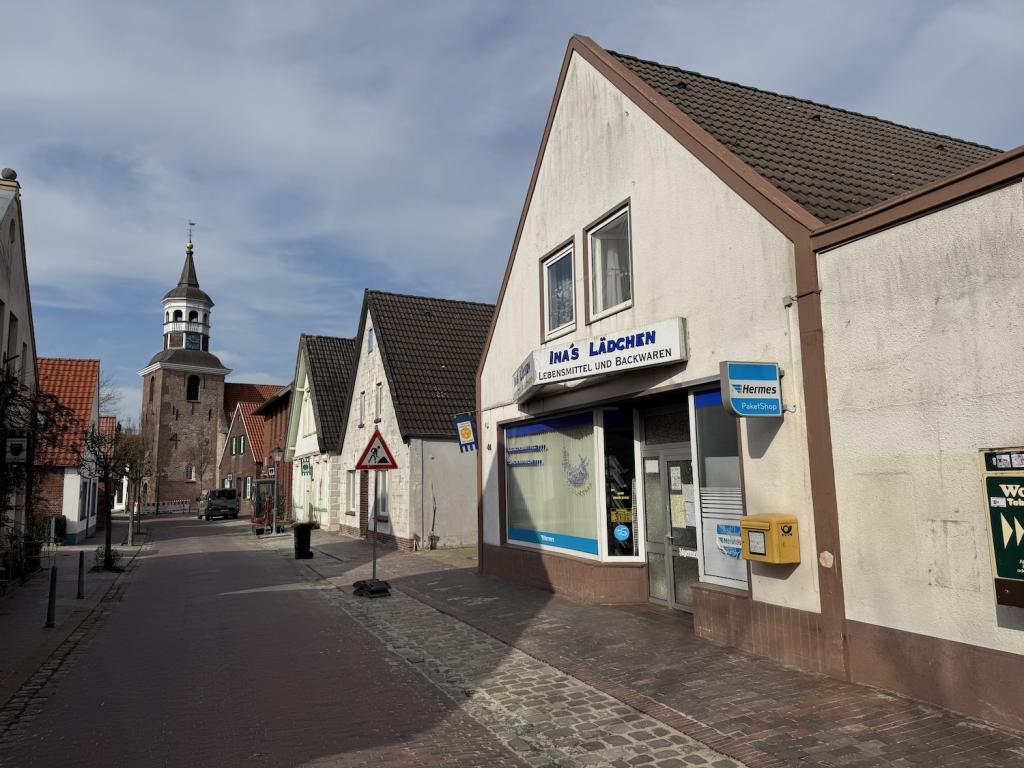 Straßenansicht