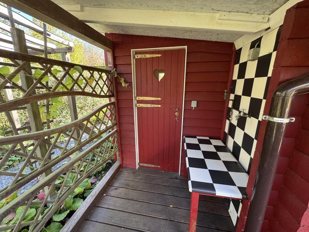 Holzschuppen 1/Garten-WC