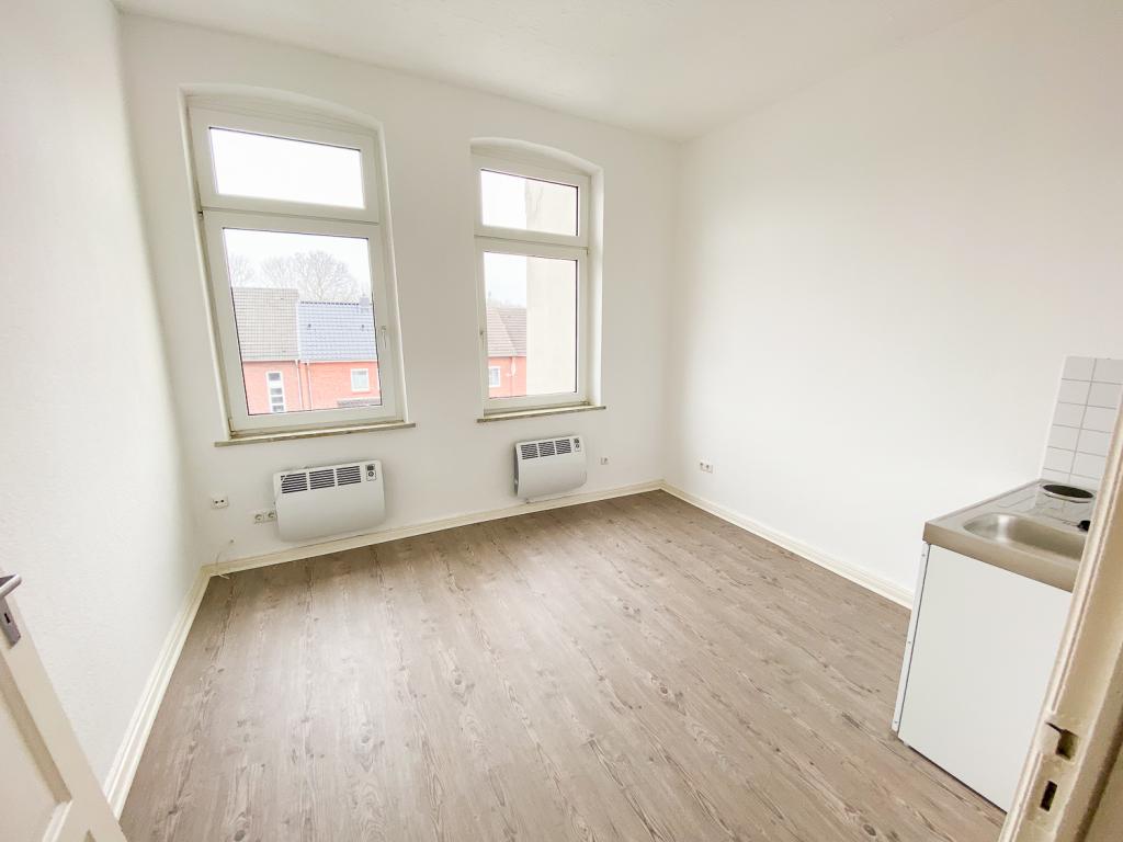 Smart wohnen in Bant: Ideal für Studenten, Azubis & Soldaten - Miniwohnung mit Duschbad & Kochzeile - Photo 4