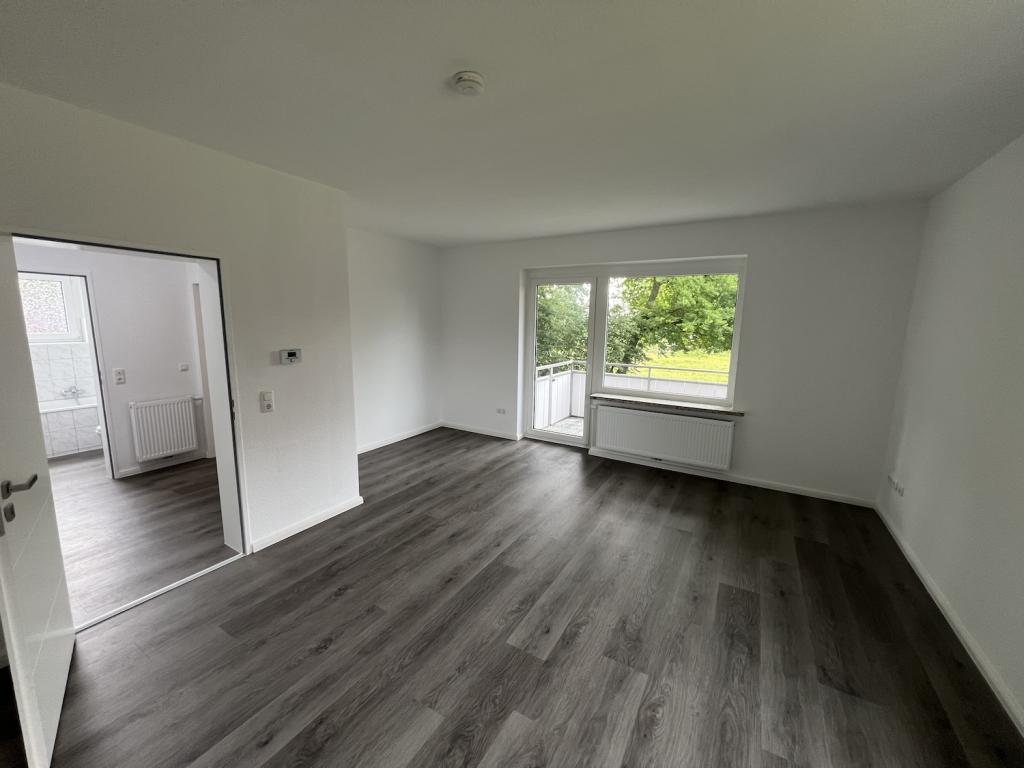 Modern sanierte 1-Zimmer-Erdgeschosswohnung mit Einbauküche und Stellplatz in Jever-Rahrdum - Photo 2