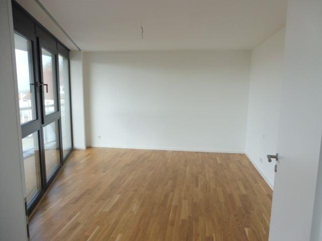 VBU Immobilien - Seniorengerechte Mietwohnung in Neckarwestheim - Photo 2