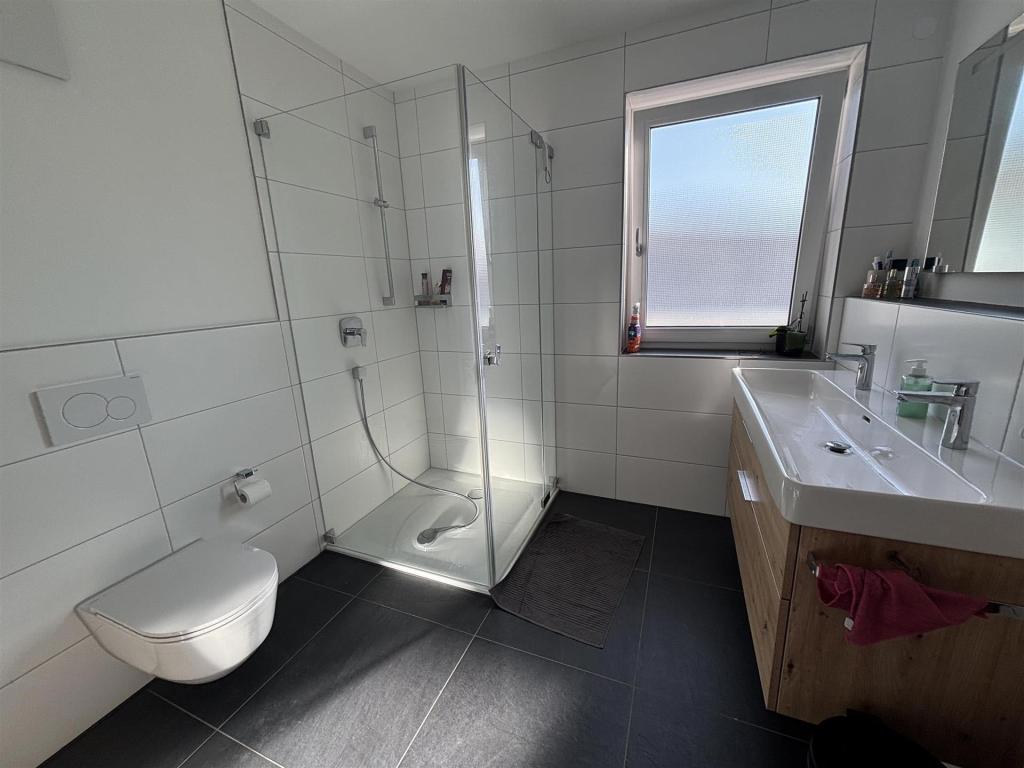 VBU Immobilien - Penthouse-Highlight: Großzügige Dachterrasse für unvergessliche Momente - Photo 5