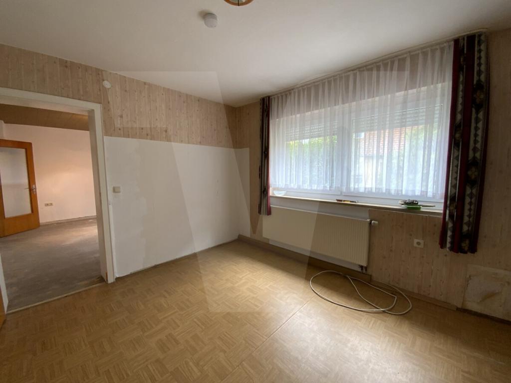 Büro/Kinderzimmer - Erdgeschoss