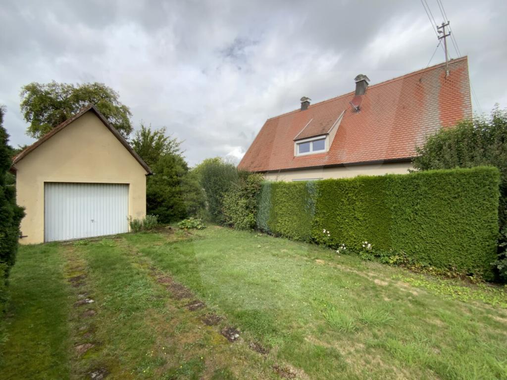 Außenansicht/Garage