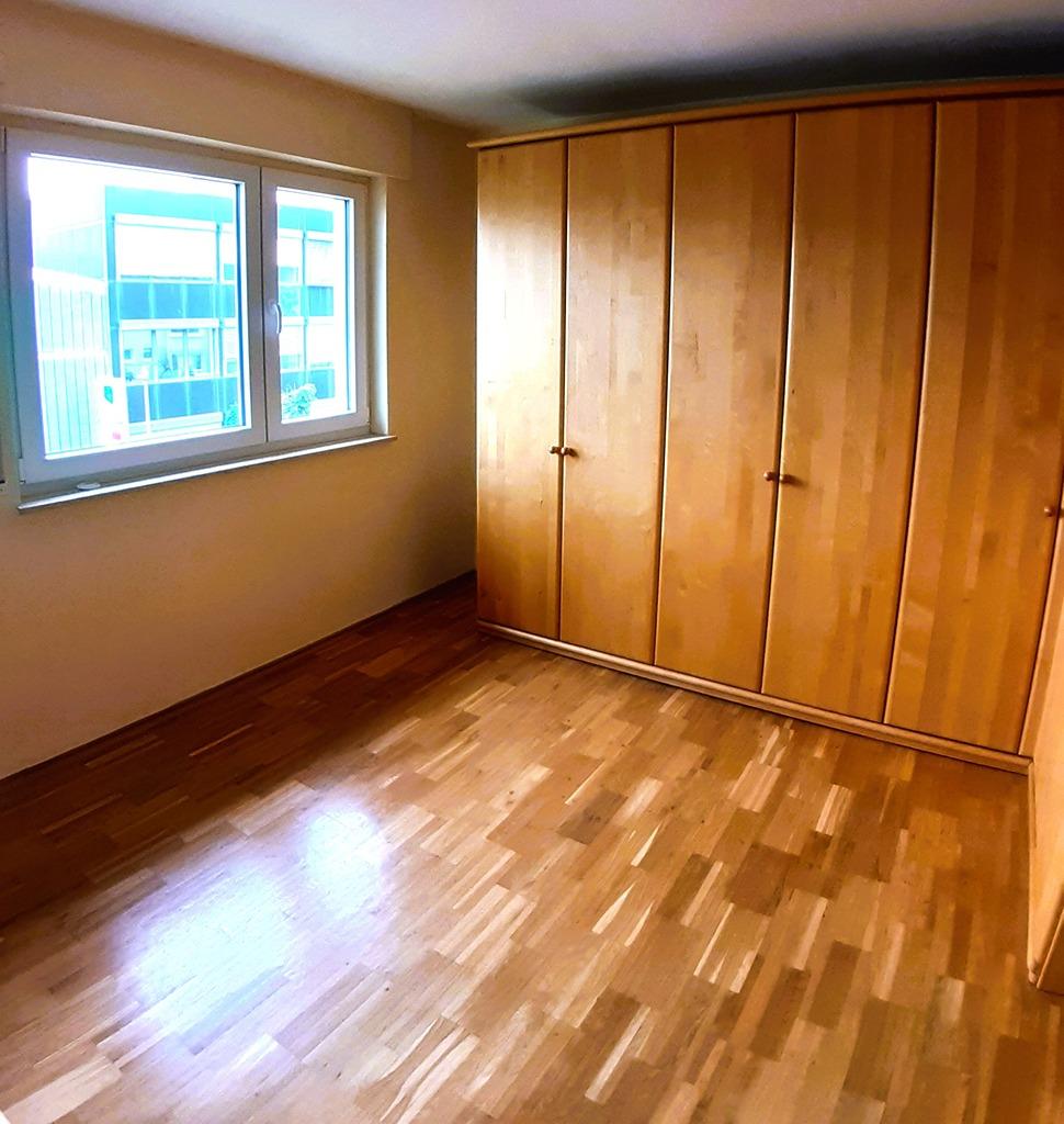 Charmante Doppelhaushälfte mit Wintergarten in Goldbach zu vermieten - Photo 4