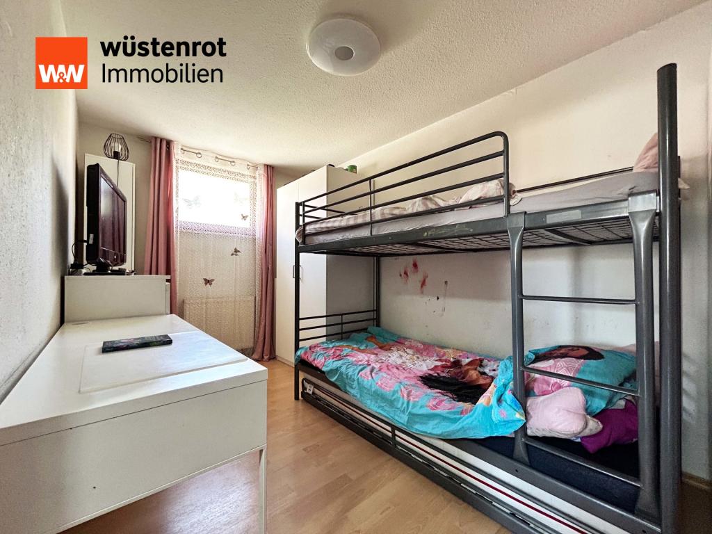 Schlafzimmer 2 mit 10,09 m²: Zwei Betten, ein Traum Kindheit pur