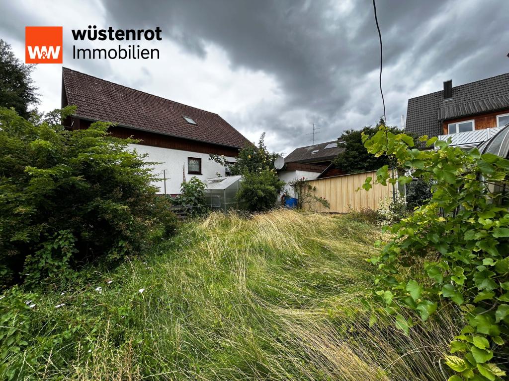 EG Garten: Ein Stück ungebändigtes Grün – ein Garten voller Freiheit und Platz zum Durchatmen