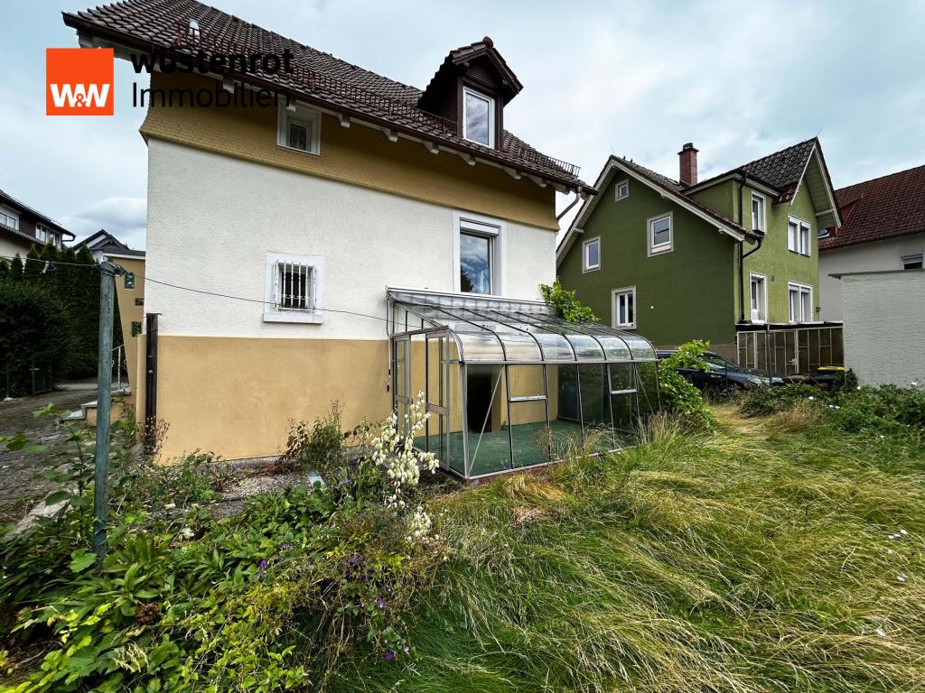EG :Gartenwildnis mit Glas – ein Ort, an dem Natur und Rückzug ineinanderfließen