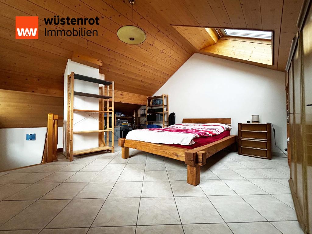 Schlafzimmer 2 Galerie: Offenes Dach, klares Licht – ein Rückzugsort mit Raum zum Durchatmen