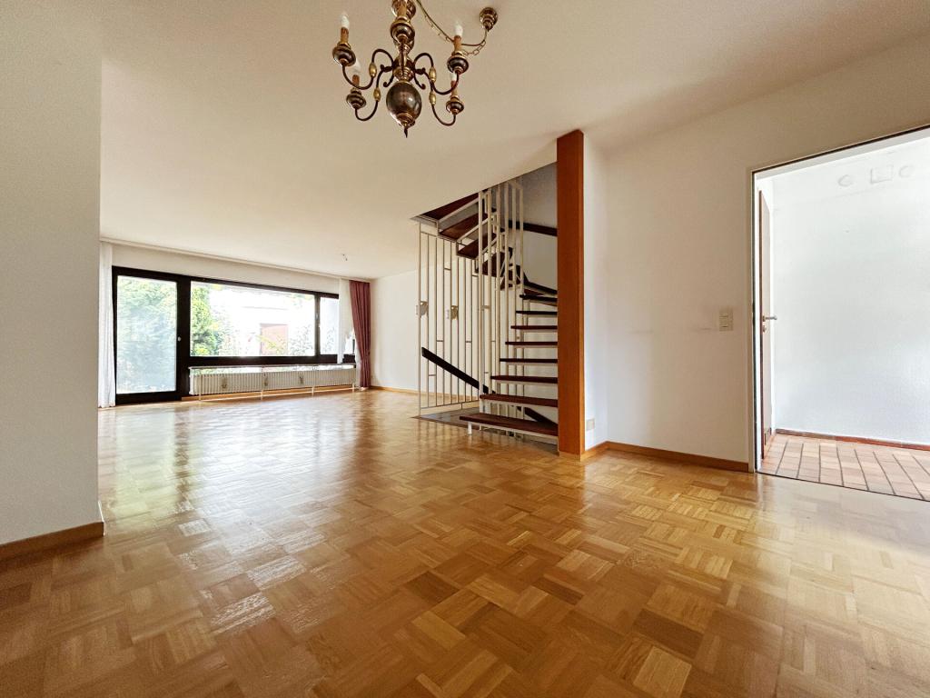 EG Wohnzimmer:  Ein schöner, großer Raum zum Leben und Essen