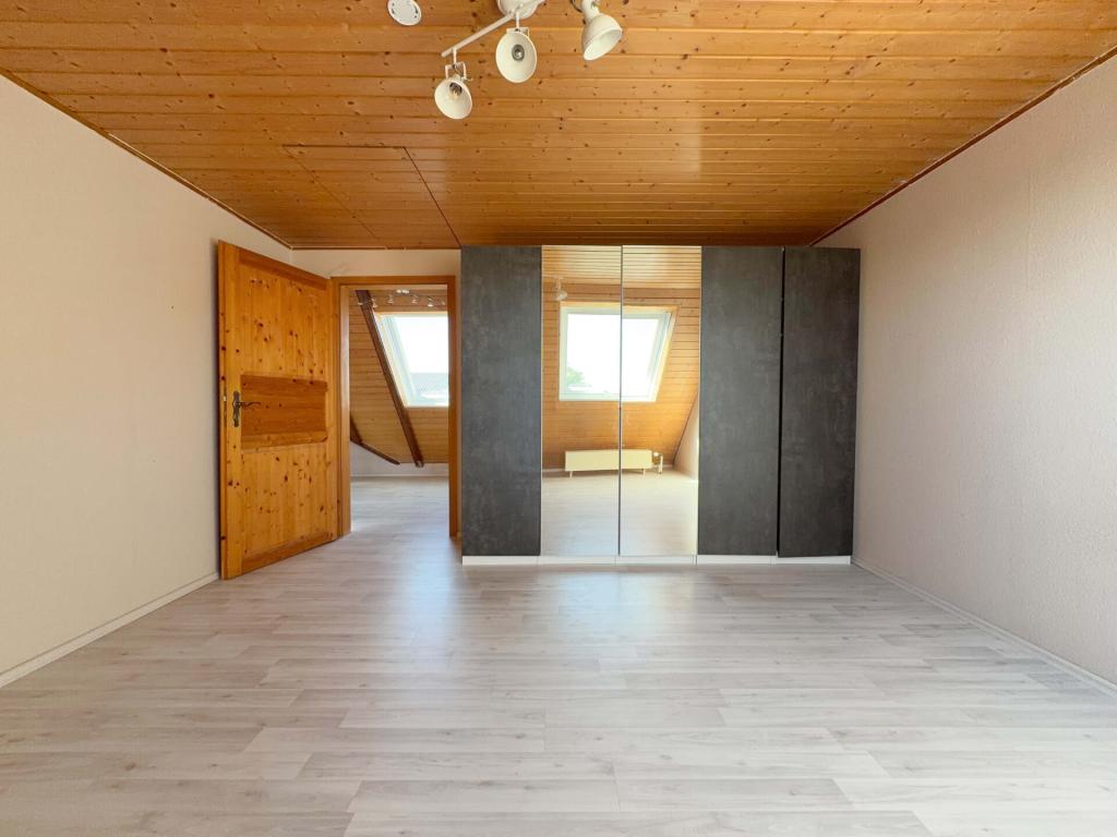 Sofort Kartons packen: 2 Zimmer auf ca. 59 m². Luftig & hell mit XL-Stauraum, Balkonen und Garage - Foto 4